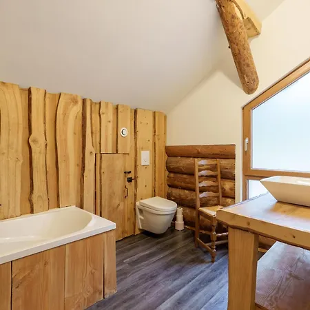 Chalet Les Rondins Du Bois D'eden - 8p